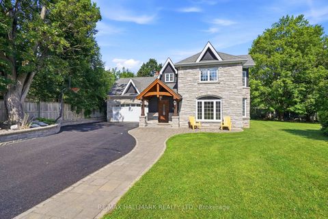 Photo 3 at 105 Duckworth Street, Codrington, Barrie