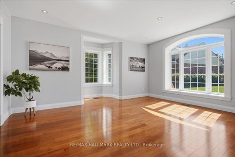 Photo 11 at 105 Duckworth Street, Codrington, Barrie