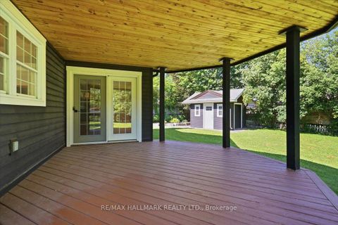 Photo 33 at 105 Duckworth Street, Codrington, Barrie
