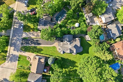 Photo 38 at 105 Duckworth Street, Codrington, Barrie