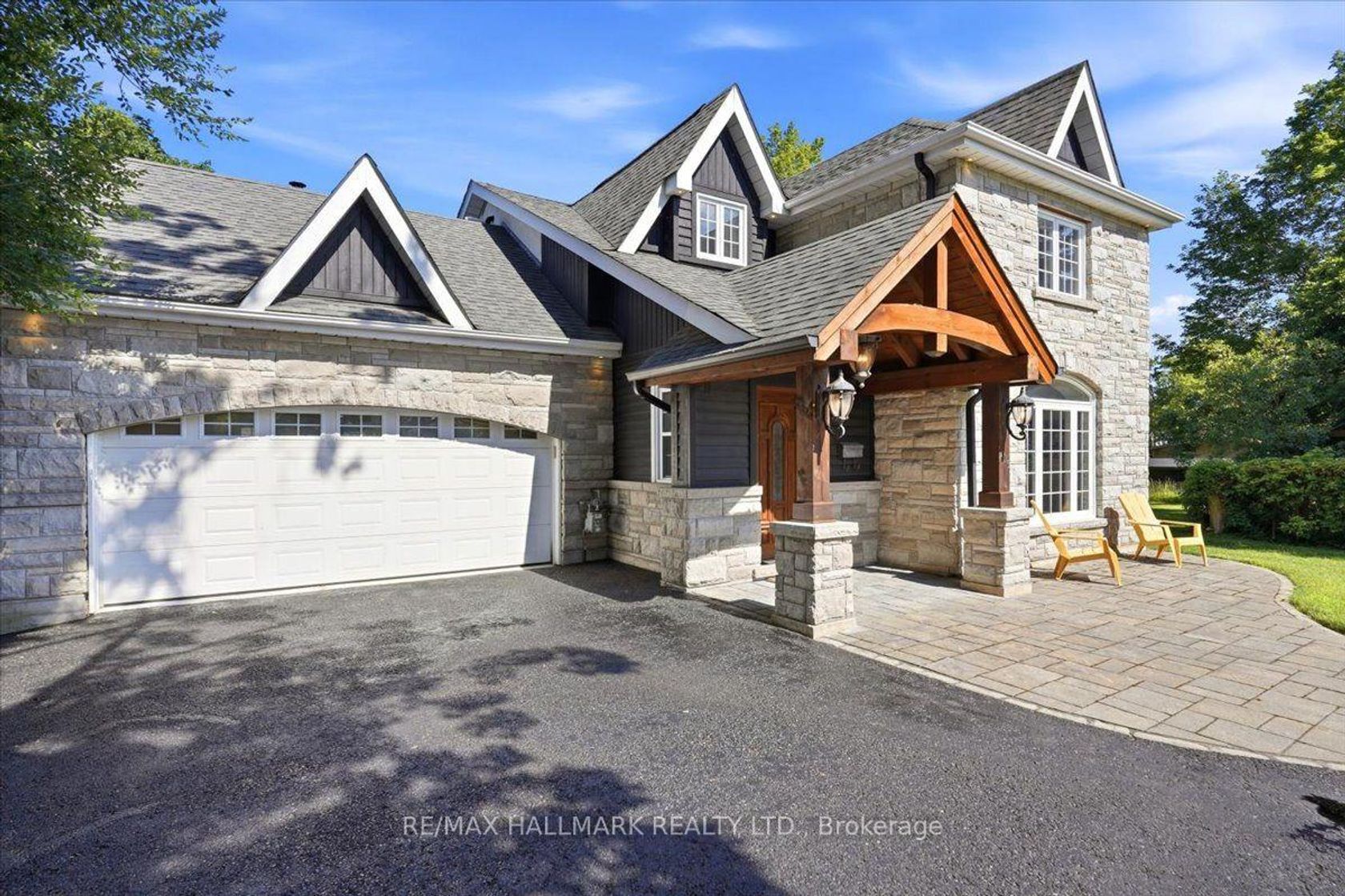 105 Duckworth Street, Codrington, Barrie photo 3
