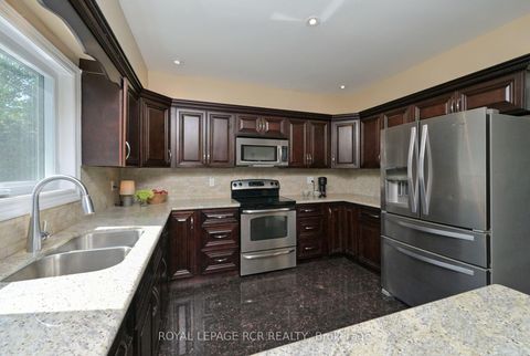 Photo 10 at 908 Schaeffer Outlook, Wyndham, Newmarket
