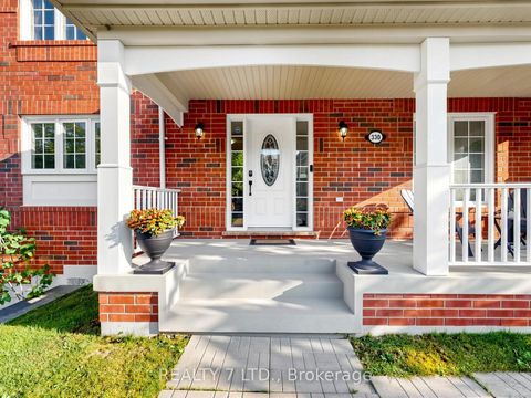 Photo 3 at 330 Cheryl Mews Boulevard, Woodland Hill, Newmarket