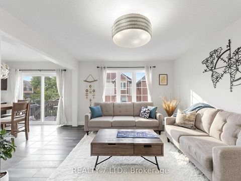 Photo 18 at 330 Cheryl Mews Boulevard, Woodland Hill, Newmarket