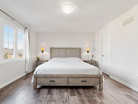 Photo 23 at 330 Cheryl Mews Boulevard, Woodland Hill, Newmarket