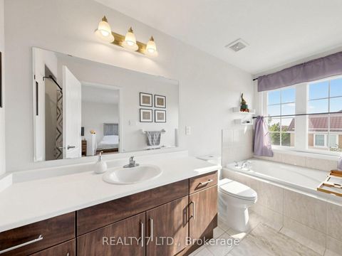 Photo 24 at 330 Cheryl Mews Boulevard, Woodland Hill, Newmarket