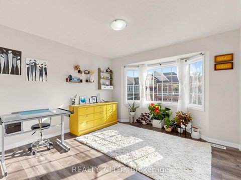 Photo 27 at 330 Cheryl Mews Boulevard, Woodland Hill, Newmarket