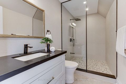 Photo 36 at 140 Hillmount Avenue, Lawrence, Toronto
