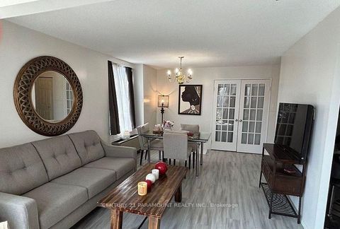 Photo 5 at 112 - 61 Markbrook Lane, Jamestown, Toronto