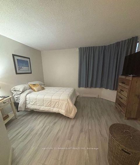 Photo 10 at 112 - 61 Markbrook Lane, Jamestown, Toronto