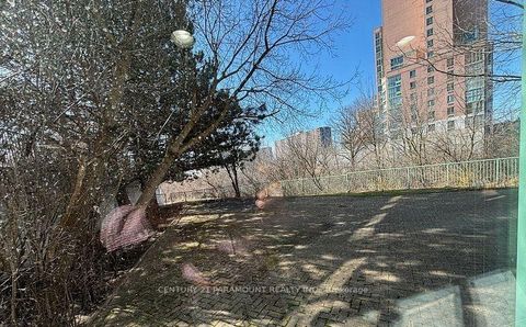 Photo 16 at 112 - 61 Markbrook Lane, Jamestown, Toronto