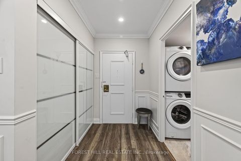 Photo 2 at 301 - 333 Clark Avenue W, Yorkhill, Vaughan