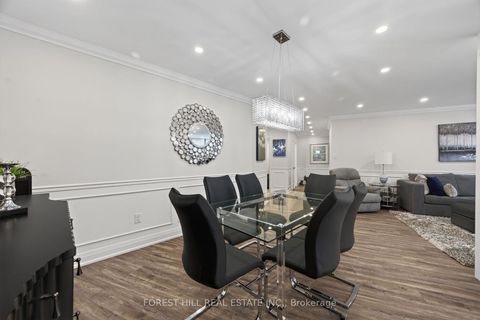 Photo 12 at 301 - 333 Clark Avenue W, Yorkhill, Vaughan