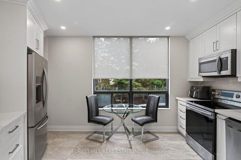 Photo 17 at 301 - 333 Clark Avenue W, Yorkhill, Vaughan