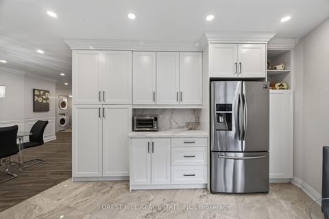 Photo 18 at 301 - 333 Clark Avenue W, Yorkhill, Vaughan