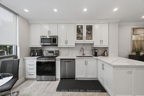 Photo 21 at 301 - 333 Clark Avenue W, Yorkhill, Vaughan
