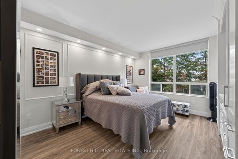 Photo 22 at 301 - 333 Clark Avenue W, Yorkhill, Vaughan