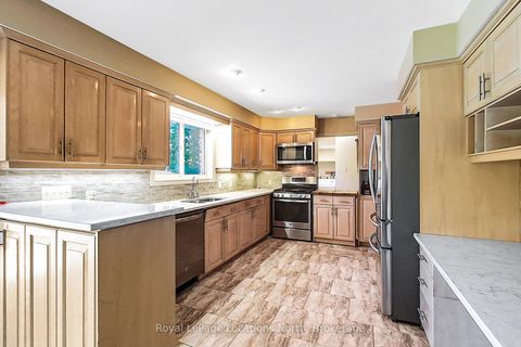 Photo 6 at 217 Dominion Drive, Stayner, Clearview