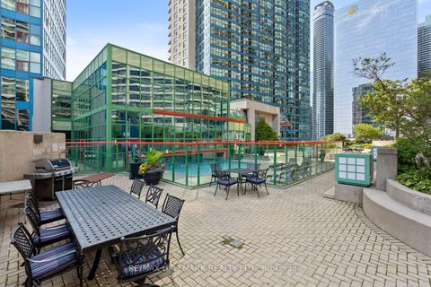 Photo 14 at 504 - 77 Harbour Square, Waterfront Communities C1, Toronto