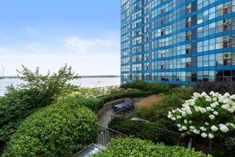 Photo 16 at 504 - 77 Harbour Square, Waterfront Communities C1, Toronto