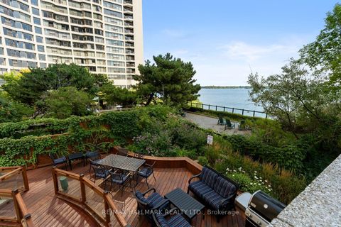 Photo 19 at 504 - 77 Harbour Square, Waterfront Communities C1, Toronto