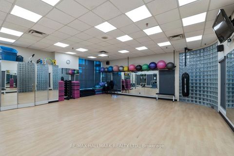 Photo 22 at 504 - 77 Harbour Square, Waterfront Communities C1, Toronto