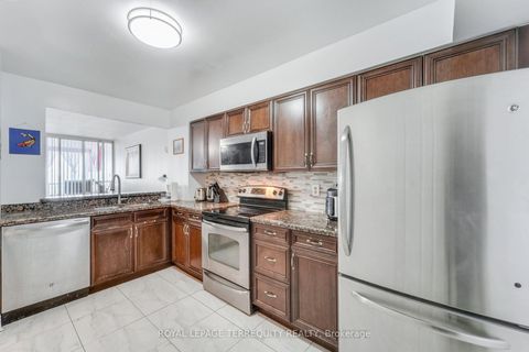 Photo 16 at 1107 - 8501 Bayview Avenue, Doncrest, Richmond Hill