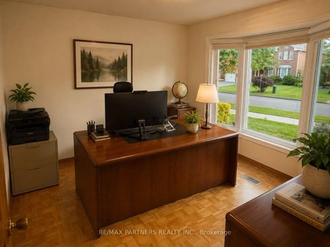 Photo 16 at 2 Glenhurst Road, Doncrest, Richmond Hill