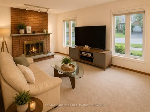 Photo 17 at 2 Glenhurst Road, Doncrest, Richmond Hill