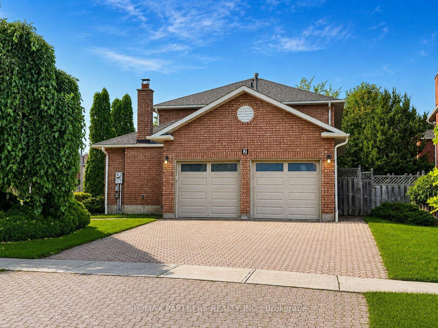 2 Glenhurst Road, Doncrest, Richmond Hill photo number 2