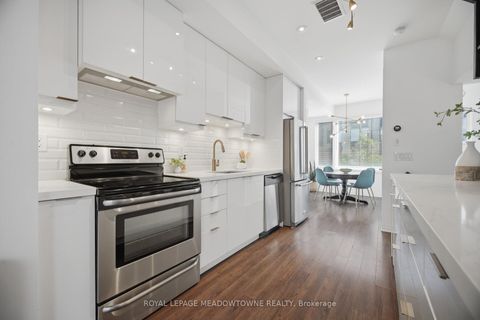Photo 7 at 3 - 50 Thomas Mulholland Drive, CFB, Toronto