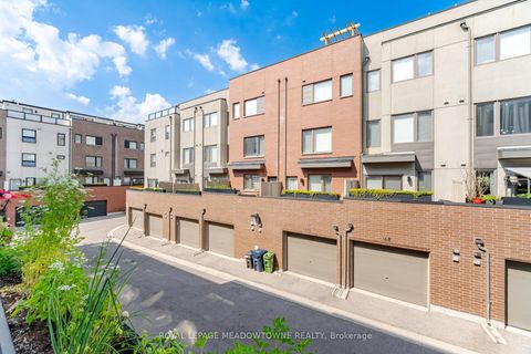 Photo 16 at 3 - 50 Thomas Mulholland Drive, CFB, Toronto
