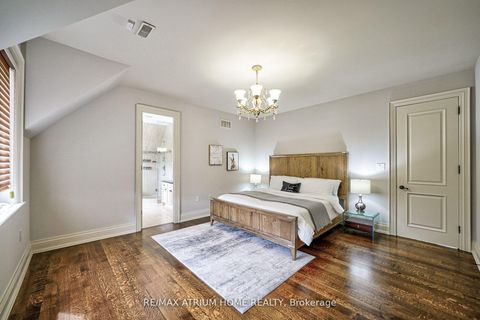Photo 25 at 18 Heathcote Avenue, Windfields, Toronto