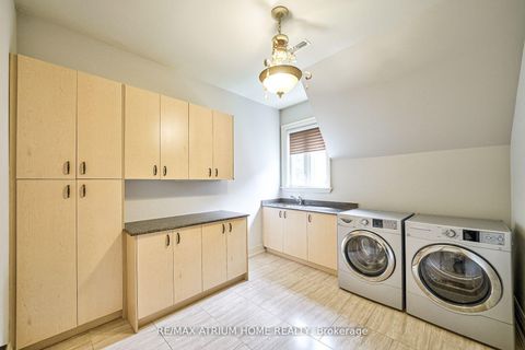 Photo 31 at 18 Heathcote Avenue, Windfields, Toronto