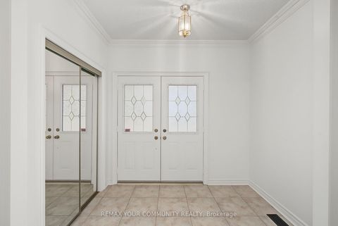 Photo 6 at 20 Fern Avenue, Langstaff, Richmond Hill