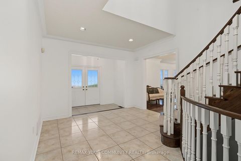 Photo 7 at 20 Fern Avenue, Langstaff, Richmond Hill