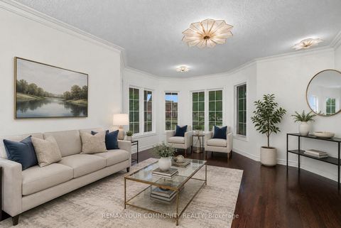 Photo 10 at 20 Fern Avenue, Langstaff, Richmond Hill