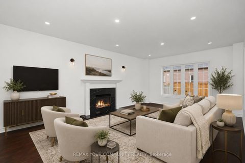 Photo 19 at 20 Fern Avenue, Langstaff, Richmond Hill