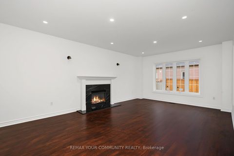 Photo 21 at 20 Fern Avenue, Langstaff, Richmond Hill