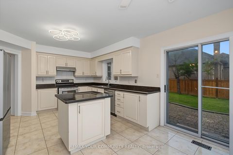 Photo 23 at 20 Fern Avenue, Langstaff, Richmond Hill