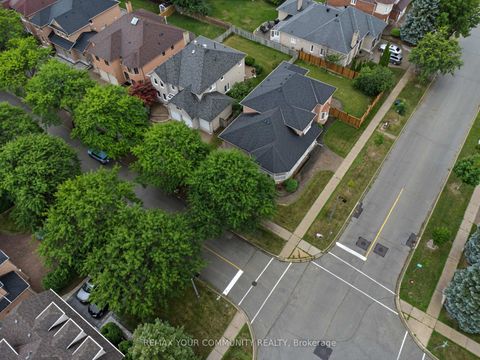 Photo 49 at 20 Fern Avenue, Langstaff, Richmond Hill