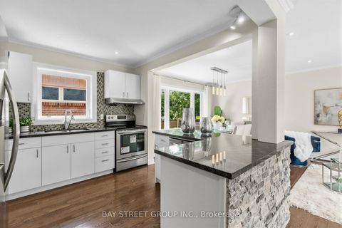 Photo 7 at 47 Haileybury Drive, Bendale, Toronto