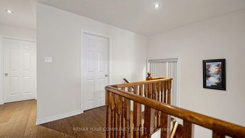 Photo 17 at 6 Homerton Avenue, Oak Ridges, Richmond Hill