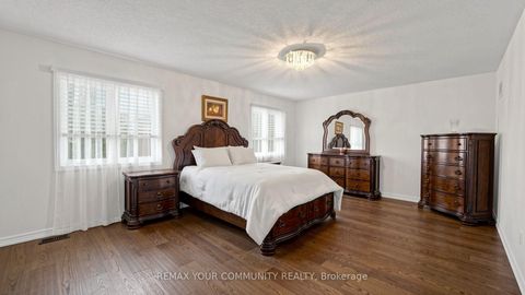 Photo 20 at 6 Homerton Avenue, Oak Ridges, Richmond Hill
