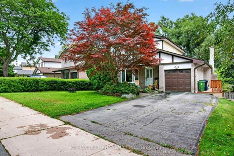Photo 1 at 146 Beaverbrook Court, Rouge E10, Toronto