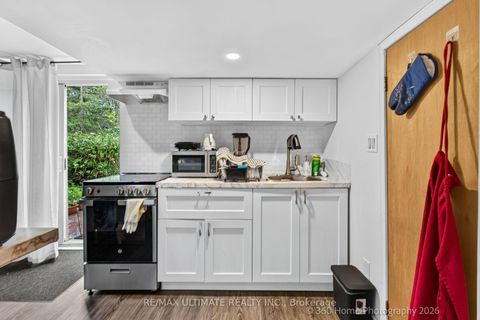 Photo 4 at 146 Beaverbrook Court, Rouge E10, Toronto