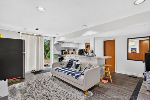 Photo 18 at 146 Beaverbrook Court, Rouge E10, Toronto