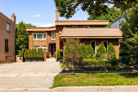 Photo 1 at 92 Prue Avenue, Lawrence, Toronto