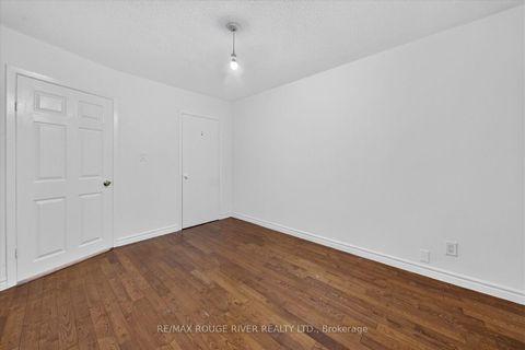 Photo 12 at 30 Scarboro Avenue, Highland Creek, Toronto