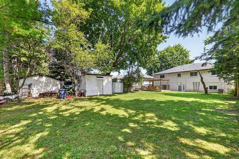 Photo 30 at 30 Scarboro Avenue, Highland Creek, Toronto